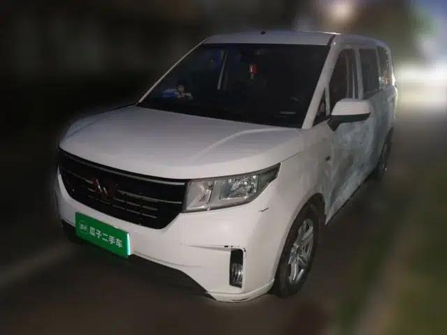 Wuling Hongguang PLUS 2021 Commercial Version 1.5L Manual Standard Edition 7-Seater