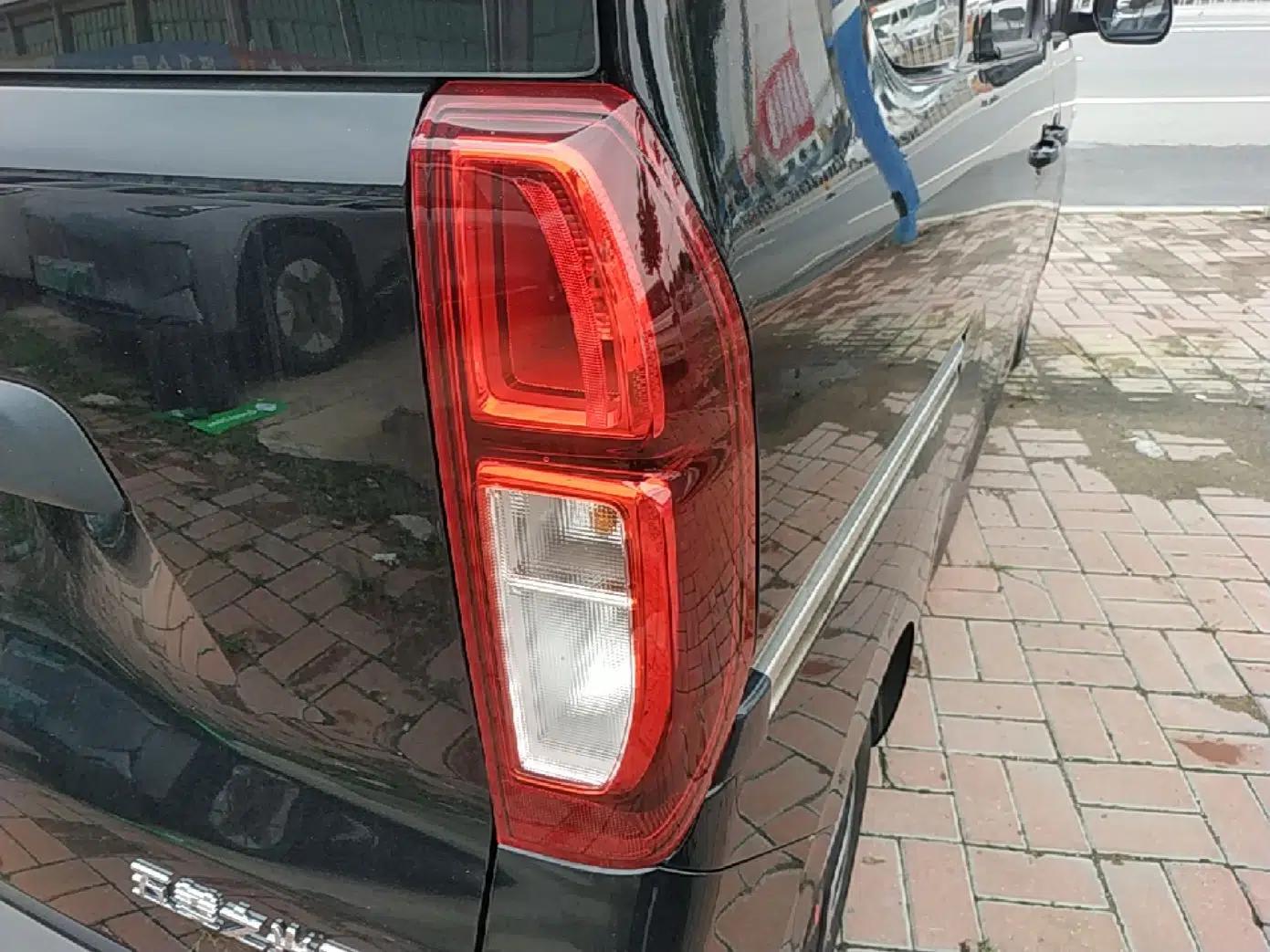 Wuling Zhiguang New Energy 2025 Comfort Model — миниатюра 9