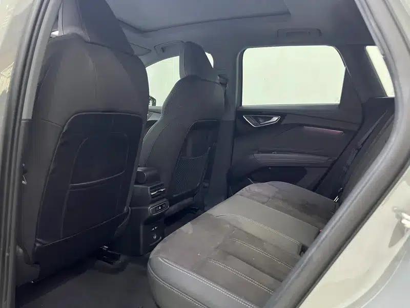Audi Q4 e-tron 2023 Model 40 e-tron Trailblazer — миниатюра 15