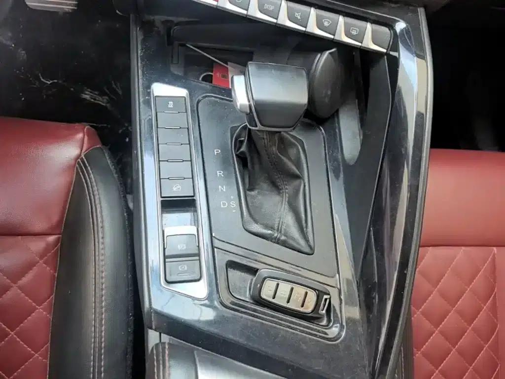Fengxing T5L 2020 1.5T Automatic Luxury 7-seater National VI Emission Standard — миниатюра 14