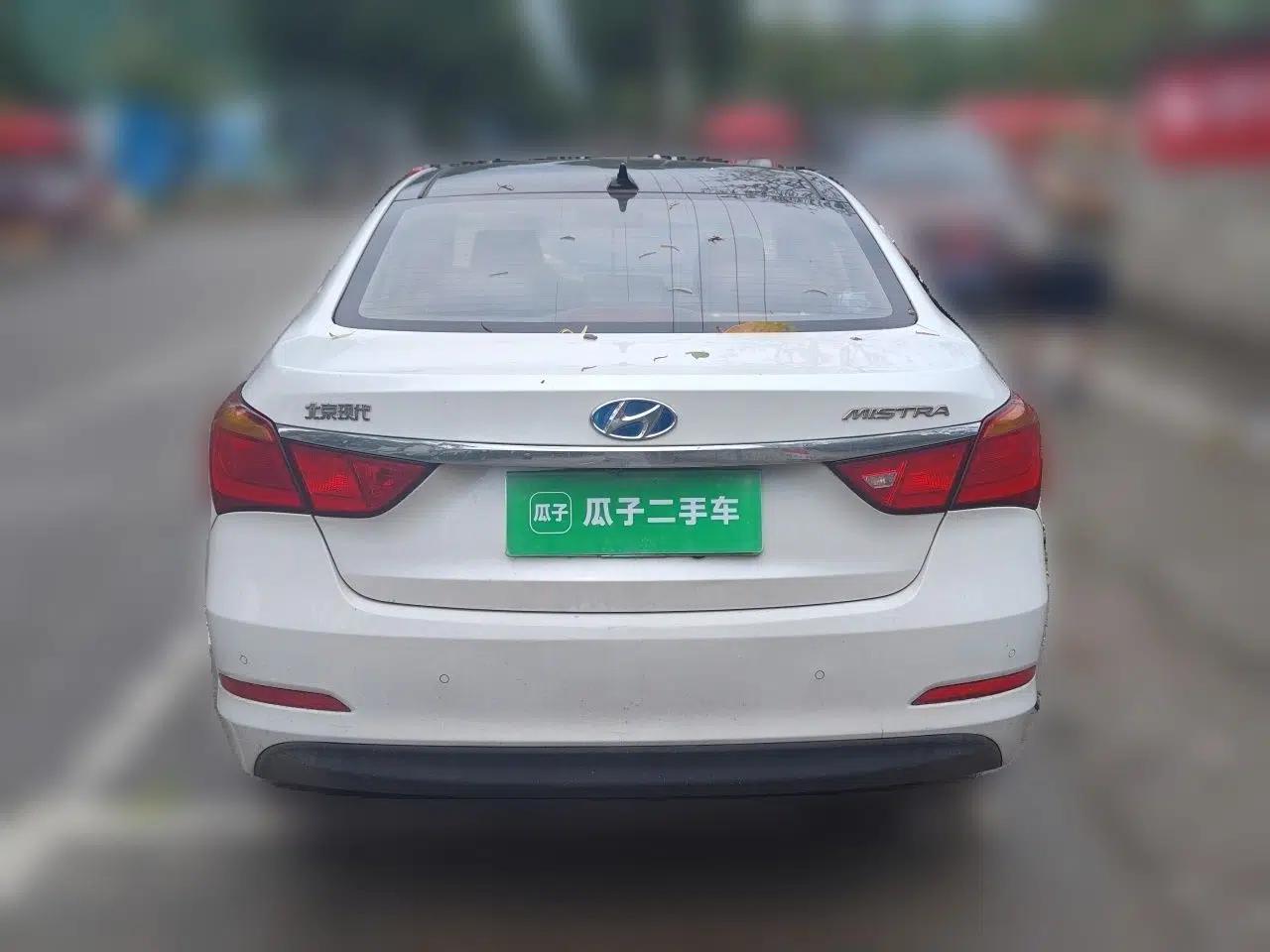 Hyundai Mistra 2016 1.8L Automatic Smart GLS — миниатюра 5