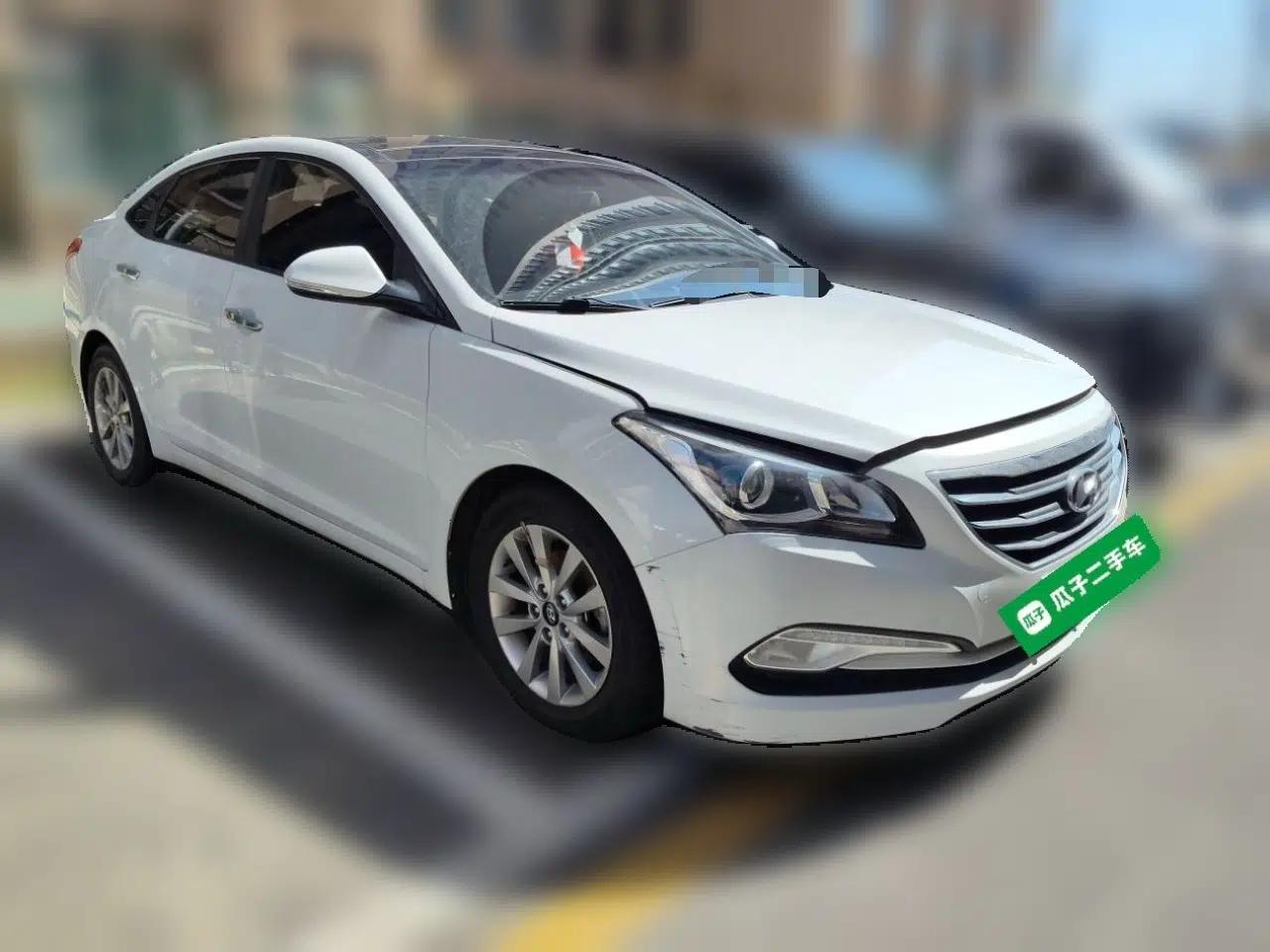 Hyundai Mistra 2014 1.8L Automatic Smart GLS — миниатюра 3