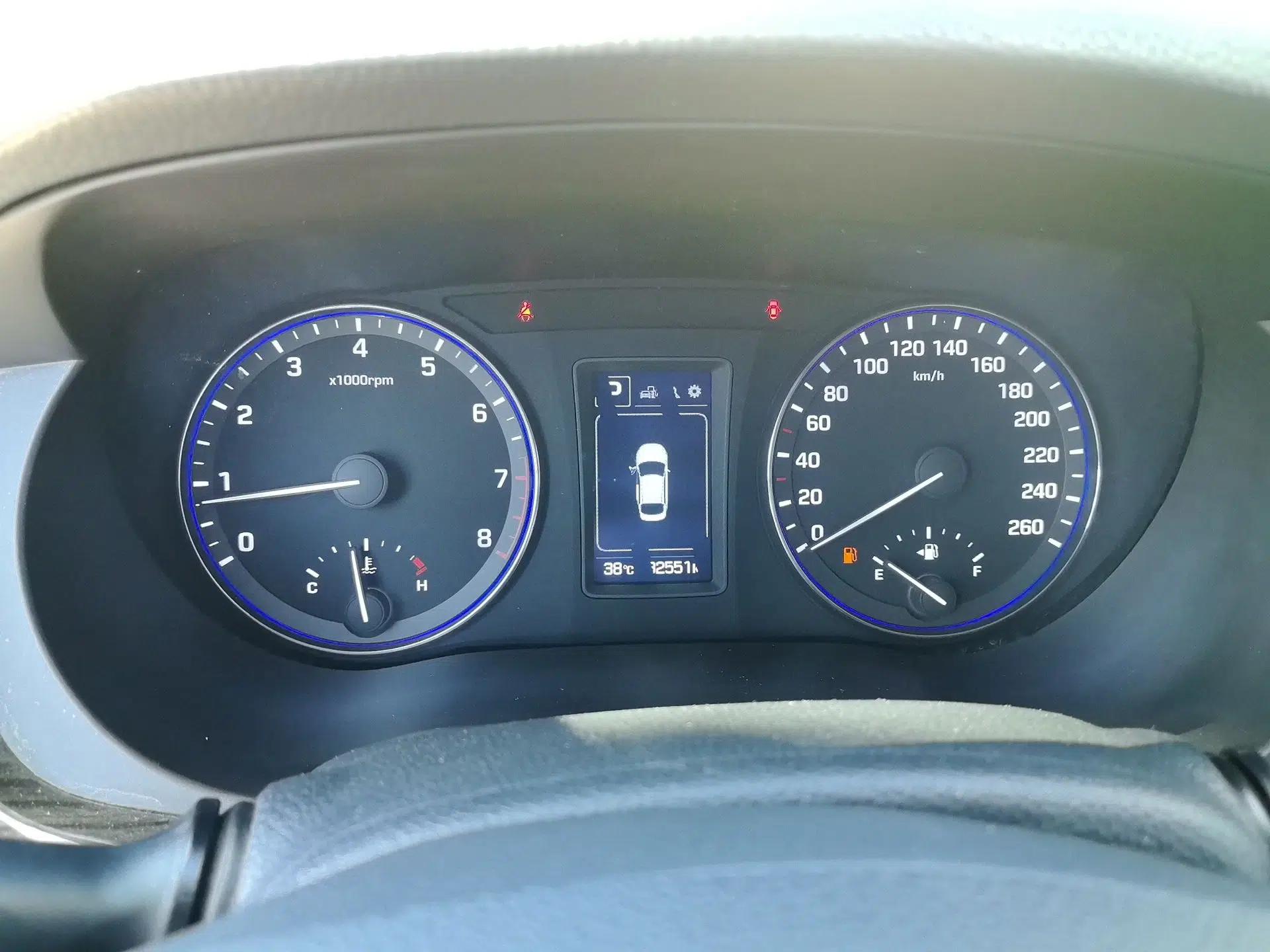 Hyundai Mistra 2016 1.6T Automatic Smart GLS — миниатюра 11