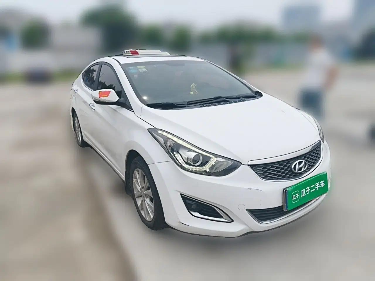 Hyundai Elantra (5th Generation / Langdong) 2016 1.6L Manual Luxury Model — миниатюра 3