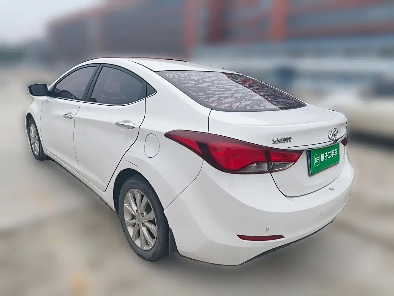 Hyundai Elantra (5th Generation / Langdong) 2016 1.6L Manual Luxury Model — миниатюра 4