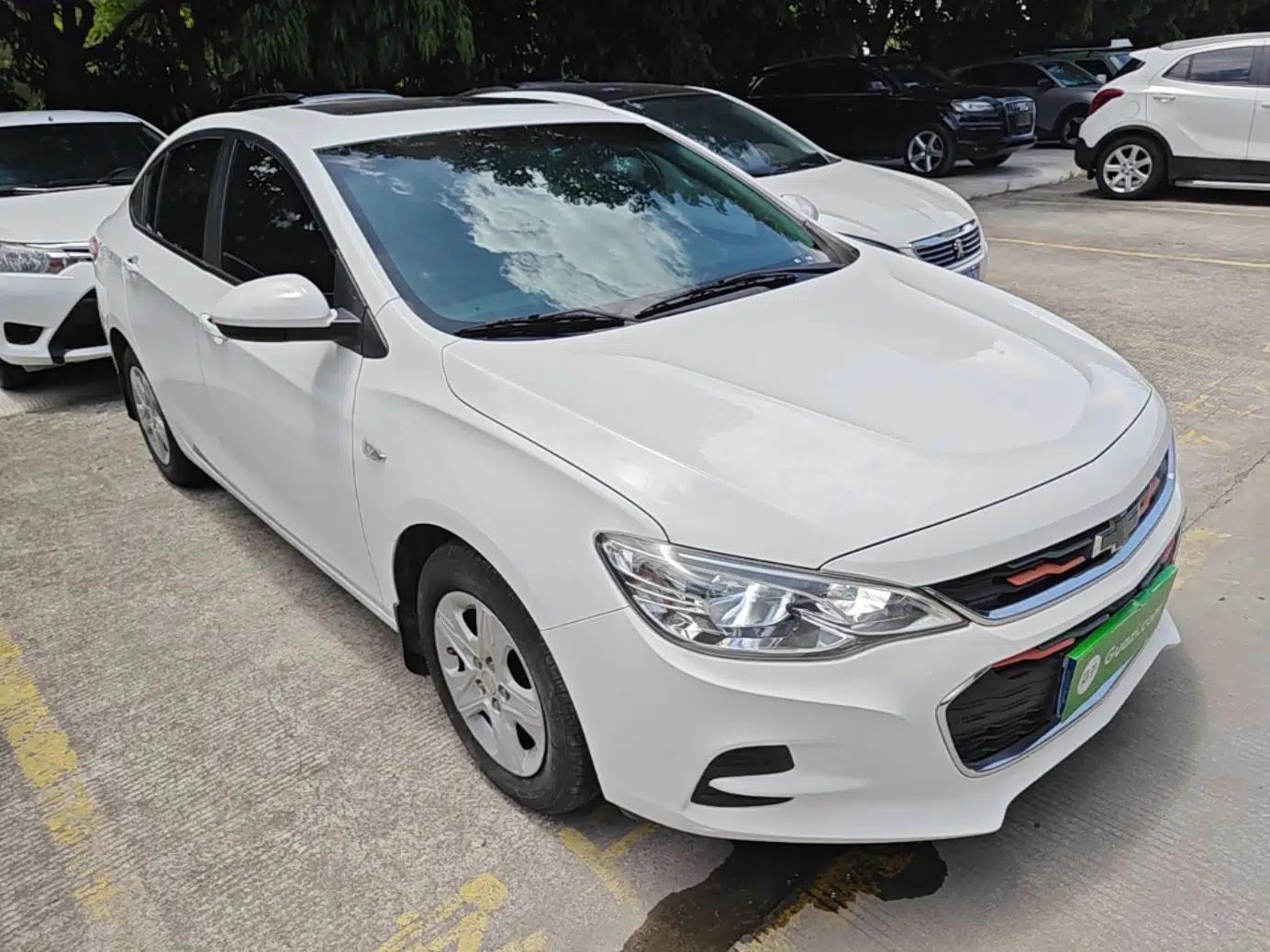 Chevrolet Cavalier 2019 320 Automatic Enjoyment with Sunroof — миниатюра 3