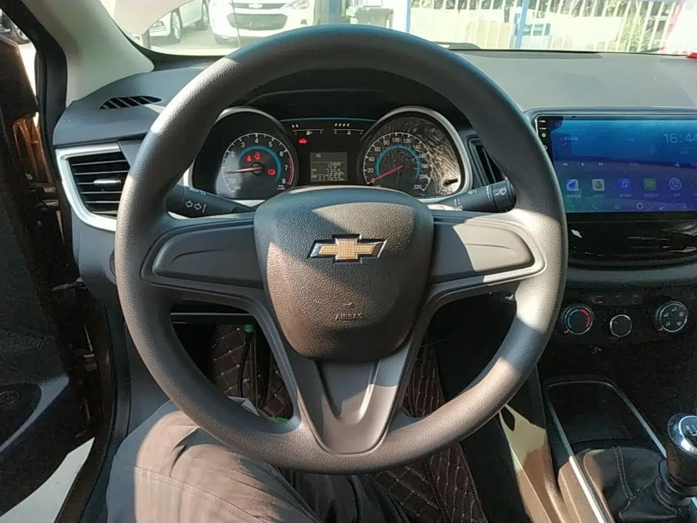 Chevrolet Cavalier 2019 320 Manual Enjoyment Edition — миниатюра 13