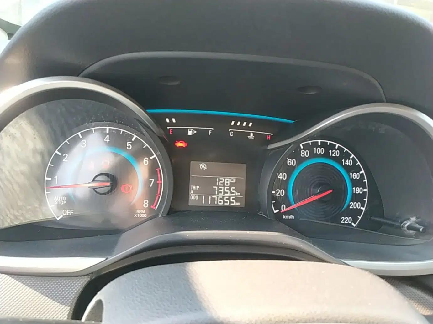 Chevrolet Cavalier 2019 320 Manual Enjoyment Edition — миниатюра 14