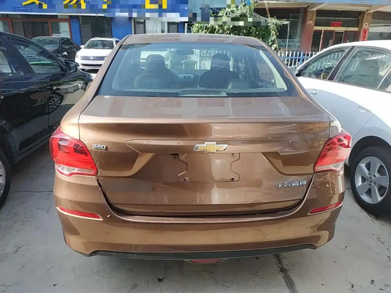 Chevrolet Cavalier 2019 320 Manual Enjoyment Edition — миниатюра 5
