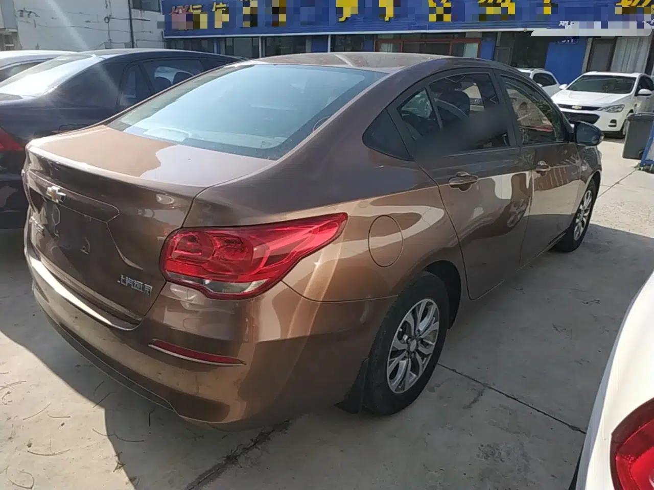 Chevrolet Cavalier 2019 320 Manual Enjoyment Edition — миниатюра 6