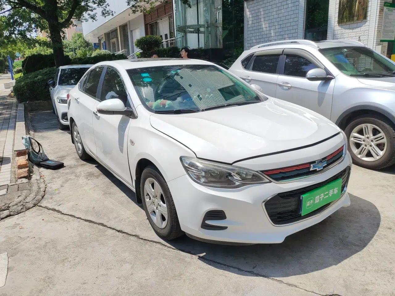 Chevrolet Cavalier 2019 320 Automatic Enjoyment with Sunroof — миниатюра 3