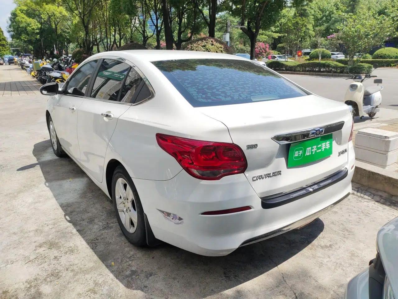 Chevrolet Cavalier 2019 320 Automatic Enjoyment with Sunroof — миниатюра 4