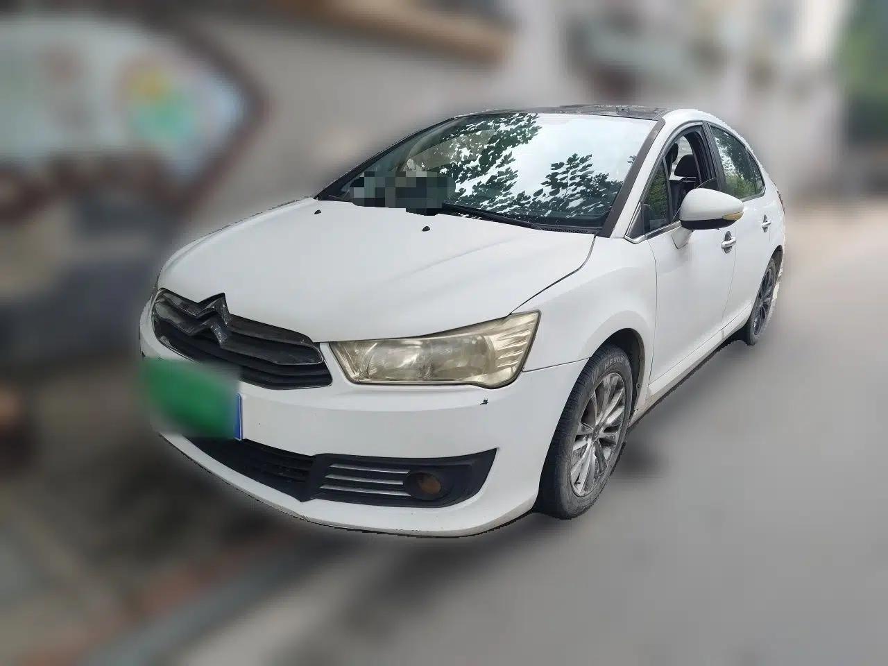 Citroen C-Quatre 2012 Sedan 1.6L Automatic Enjoyment Model — миниатюра 1