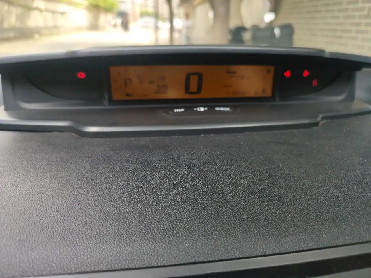 Citroen C-Quatre 2012 Sedan 1.6L Automatic Enjoyment Model — миниатюра 11