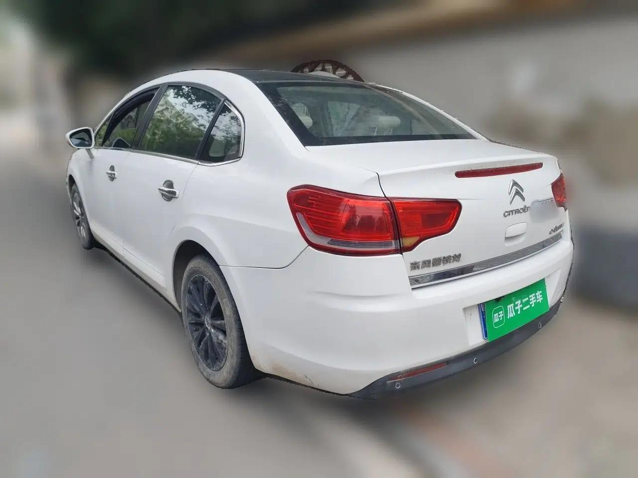 Citroen C-Quatre 2012 Sedan 1.6L Automatic Enjoyment Model — миниатюра 4