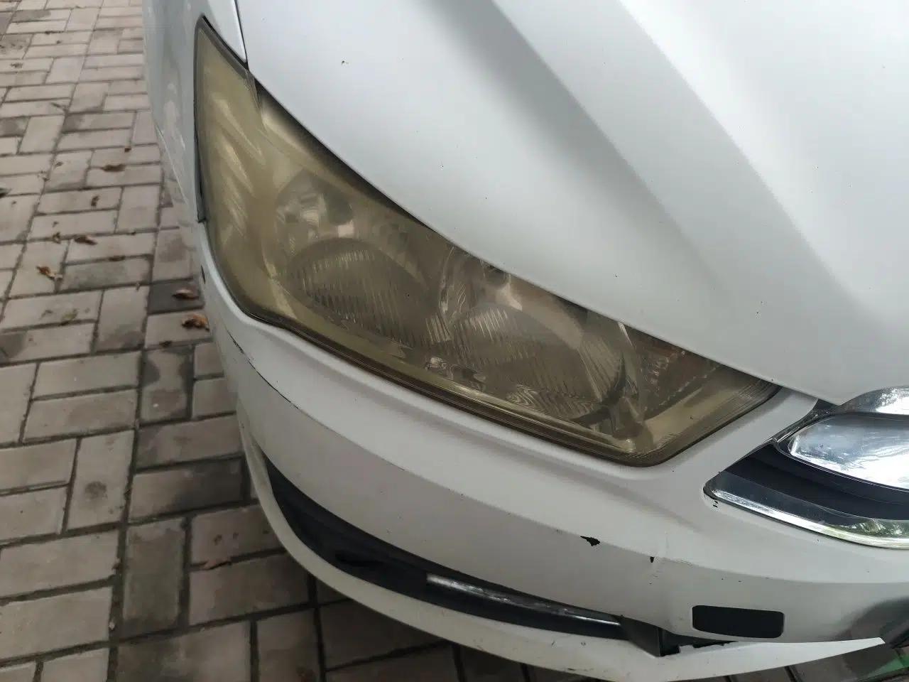 Citroen C-Quatre 2012 Sedan 1.6L Automatic Enjoyment Model — миниатюра 7