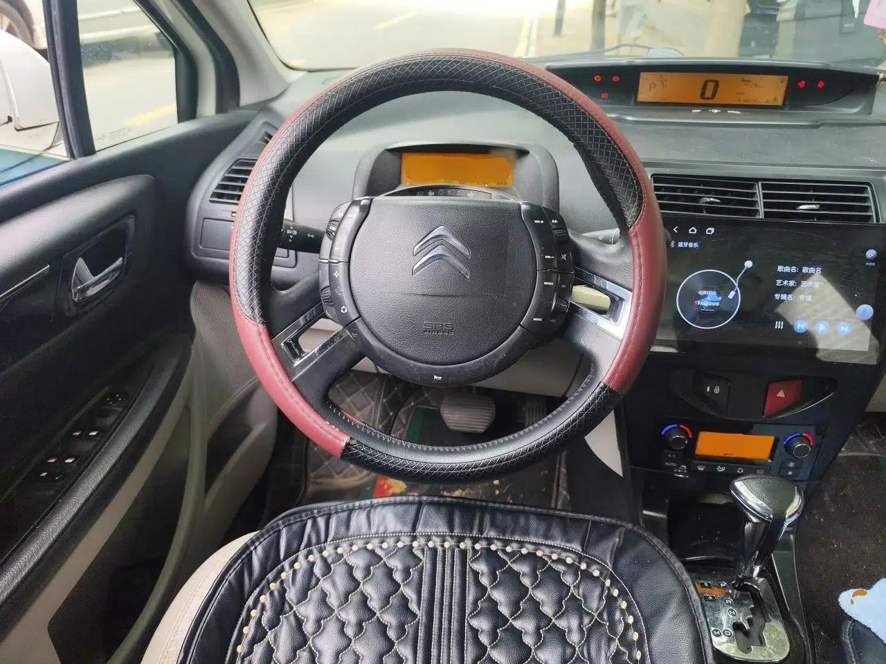 Citroen C-Quatre 2012 Sedan 1.6L Automatic Enjoyment Model — миниатюра 10