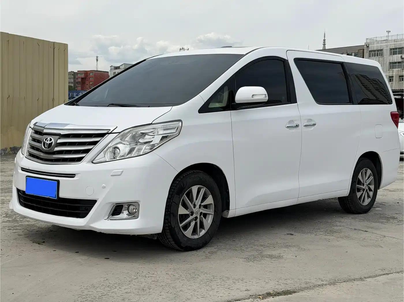 2012 Alphard 3.5L Luxury Edition — миниатюра 1