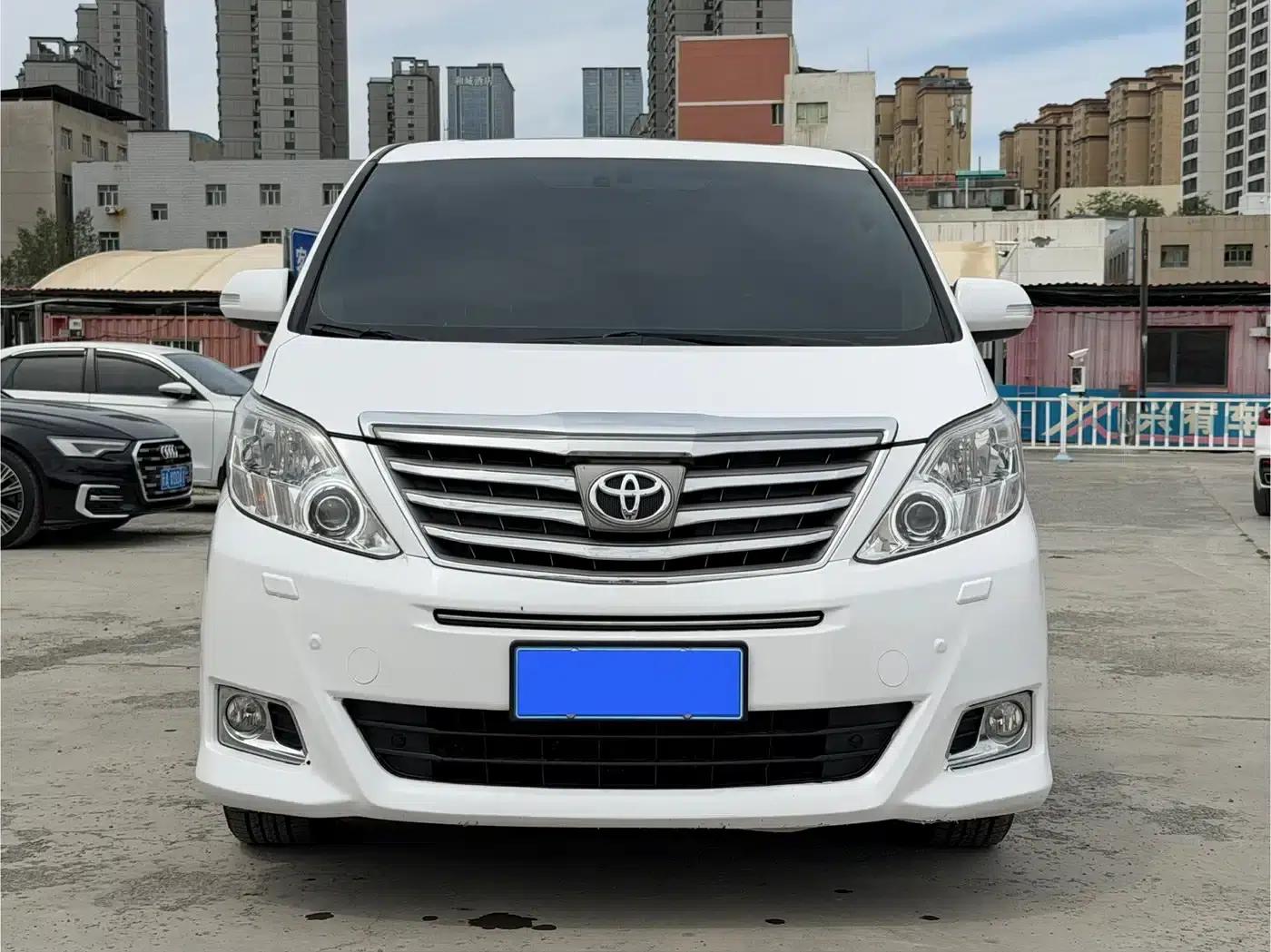 2012 Alphard 3.5L Luxury Edition — миниатюра 2