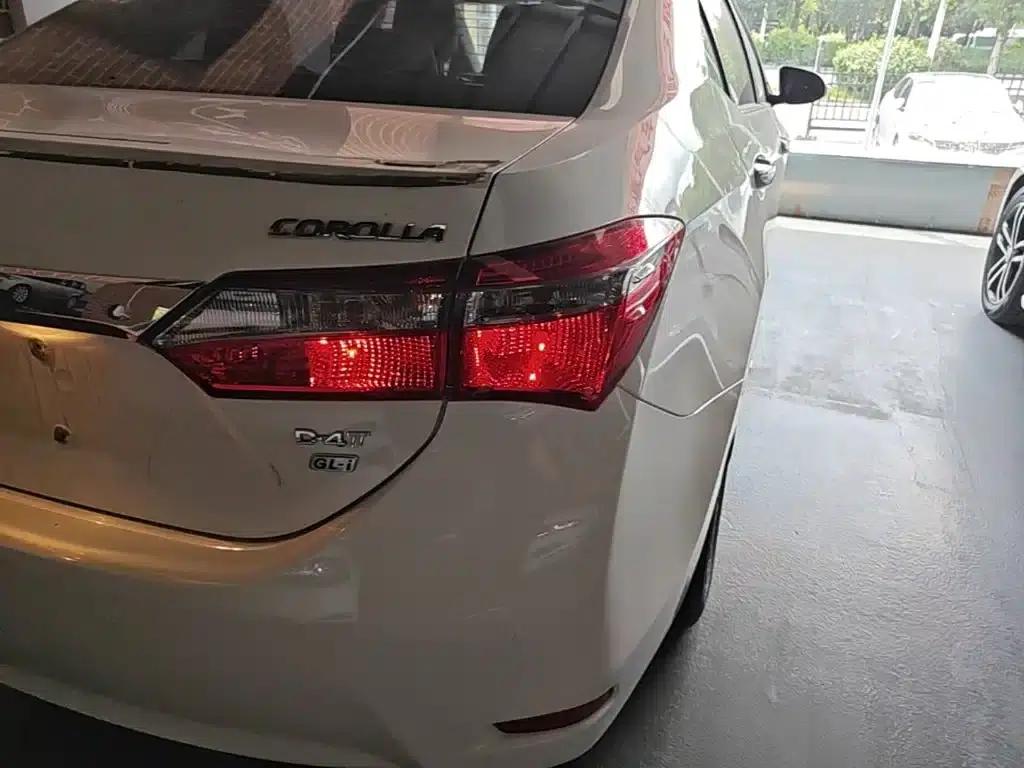 2017 Corolla Facelift 1.2T S-CVT GL-i — миниатюра 8