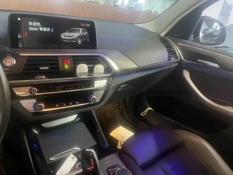BMW X3 2019 xDrive28i Luxury Package — миниатюра 8