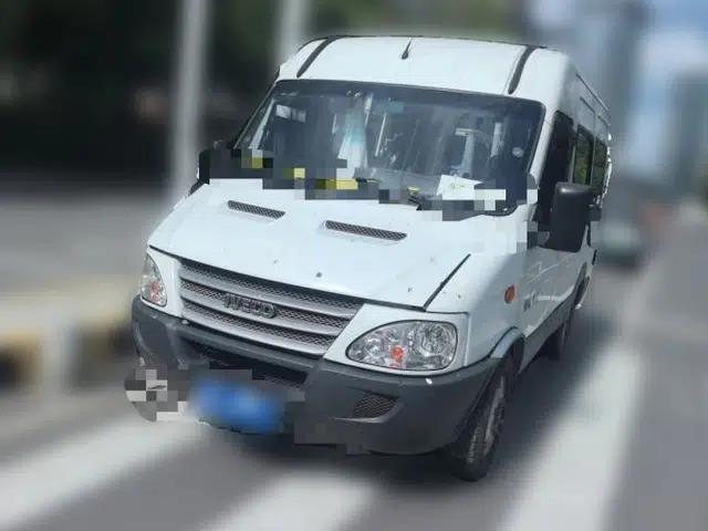 Iveco Power Daily Iveco, Iveco D Series 2013 model, 2.5T-V39, box body with high roof