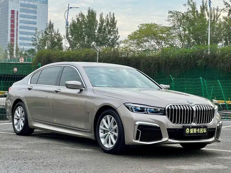 2016 BMW 7 Series 730Li Leading Edition — миниатюра 3