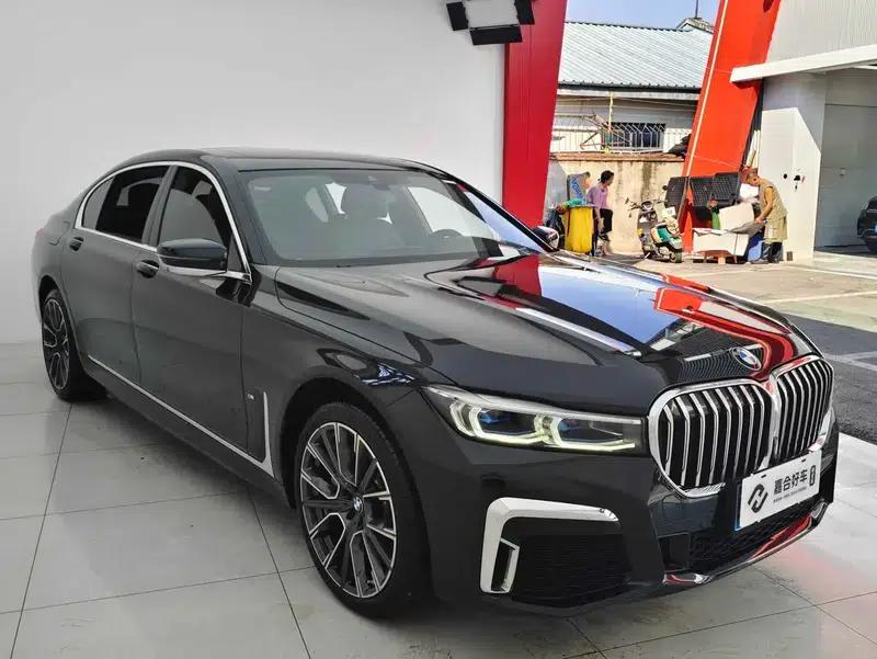 2019 BMW 7 Series 740Li Luxury M Sport Package — миниатюра 3