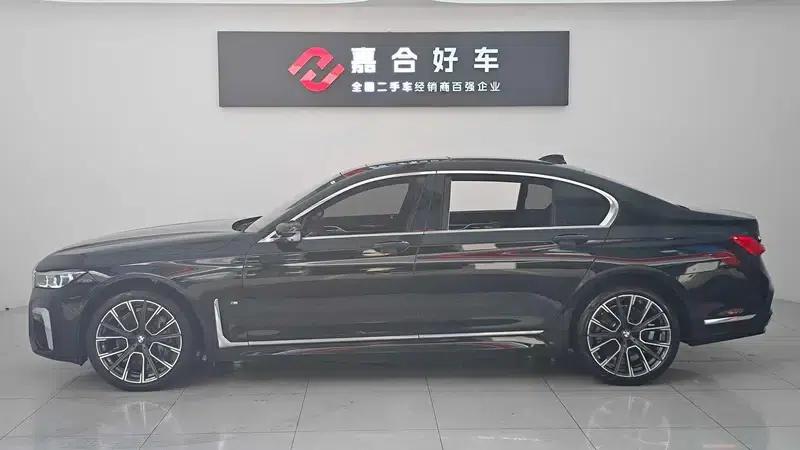2019 BMW 7 Series 740Li Luxury M Sport Package — миниатюра 4