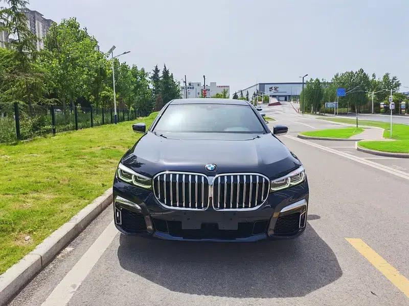 2021 BMW 7 Series 730Li M Sport Package — миниатюра 2