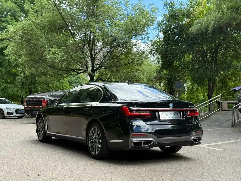 BMW 7 Series 2013 730Li Leading Edition — миниатюра 4