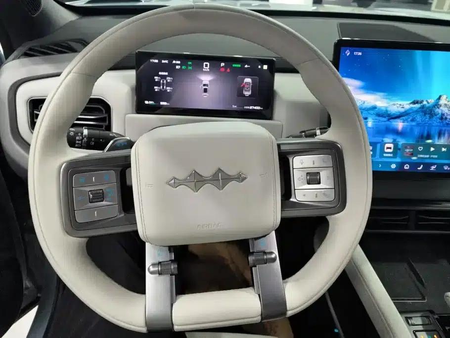 Titanium 3 2025 501KM AWD Max Edition — миниатюра 15