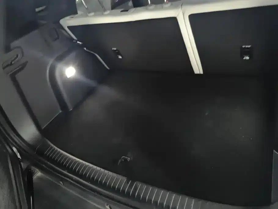 Titanium 3 2025 501KM AWD Max Edition — миниатюра 4