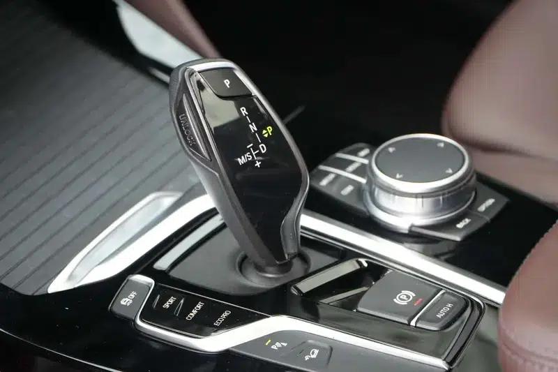 2020 BMW X4 xDrive25i M Sport Package — миниатюра 12