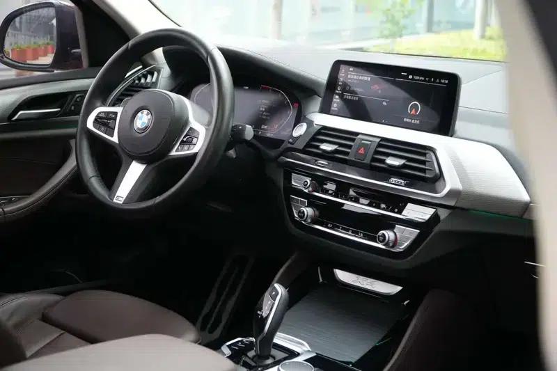 2020 BMW X4 xDrive25i M Sport Package — миниатюра 13