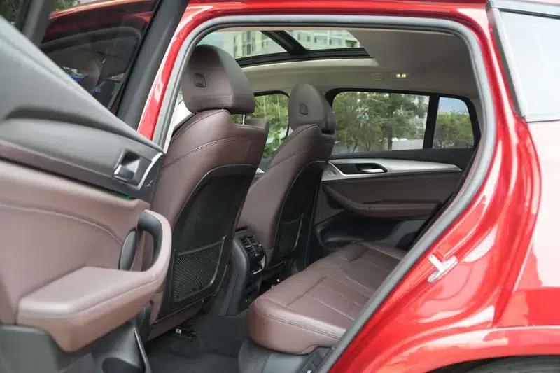 2020 BMW X4 xDrive25i M Sport Package — миниатюра 15