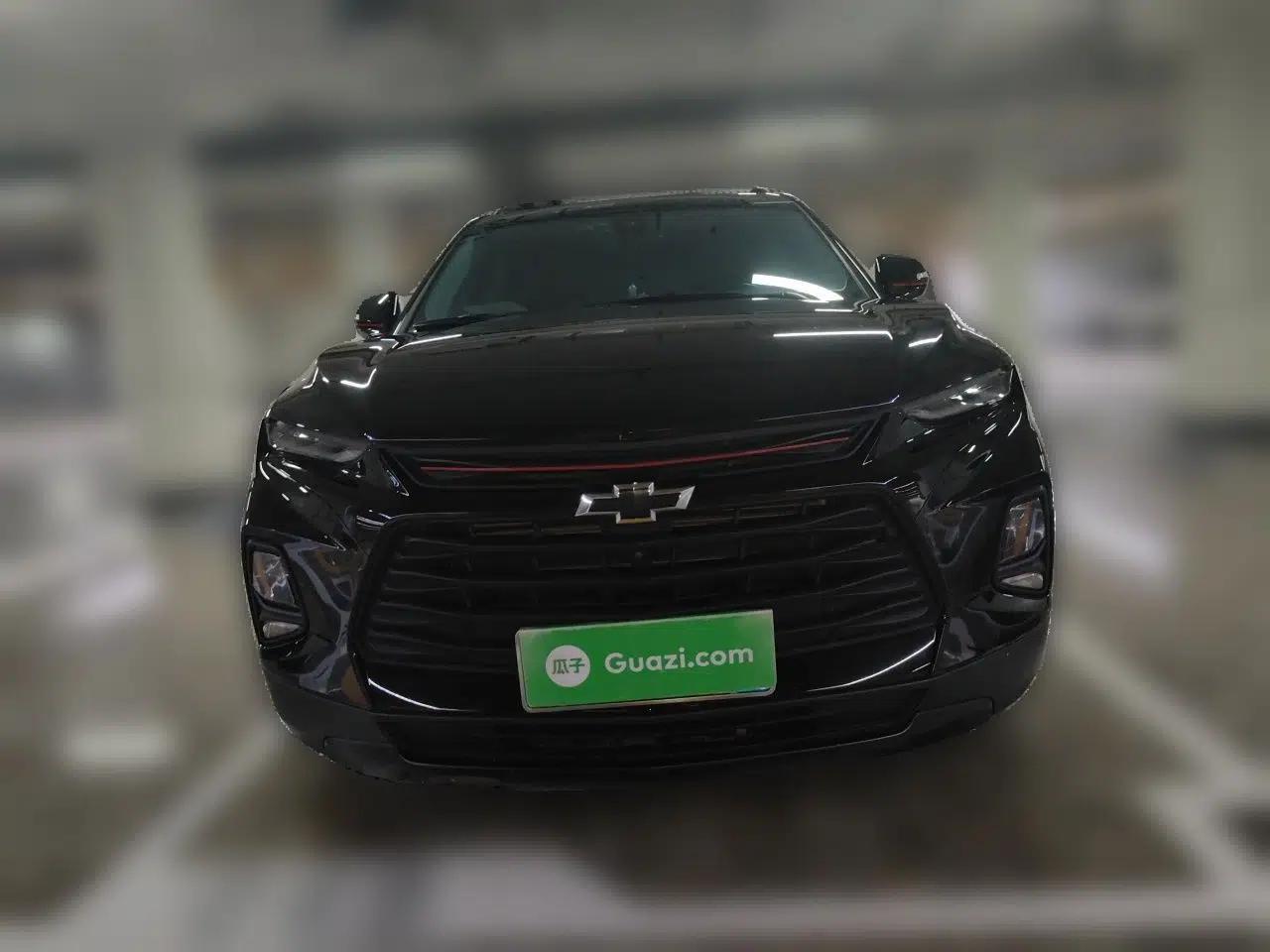 Chevrolet Blazer 2022 Mild Hybrid 650T Redline 7-Seater Thunder Edition — миниатюра 2