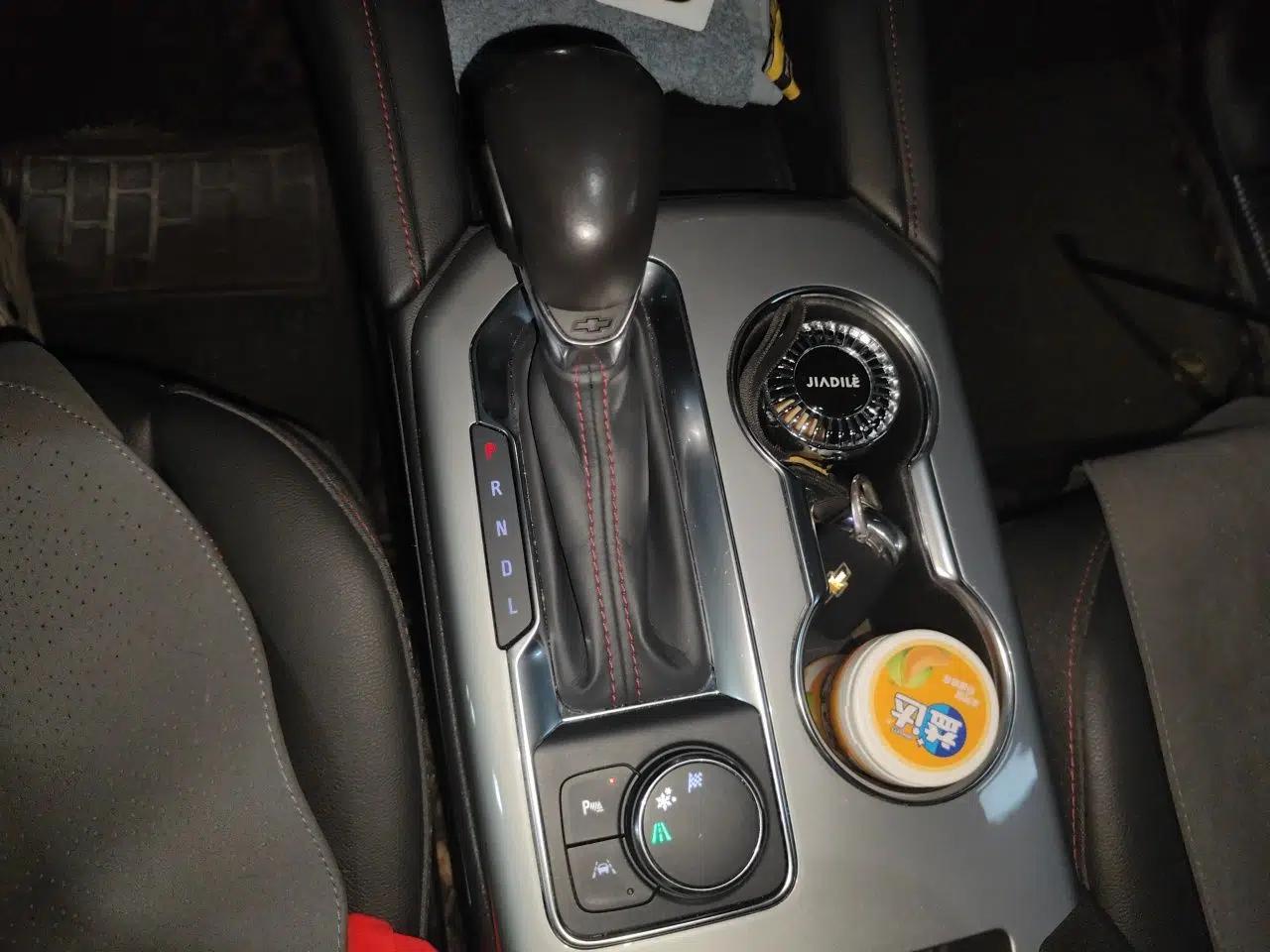 Chevrolet Blazer 2022 Mild Hybrid 650T Redline 7-Seater Thunder Edition — миниатюра 14