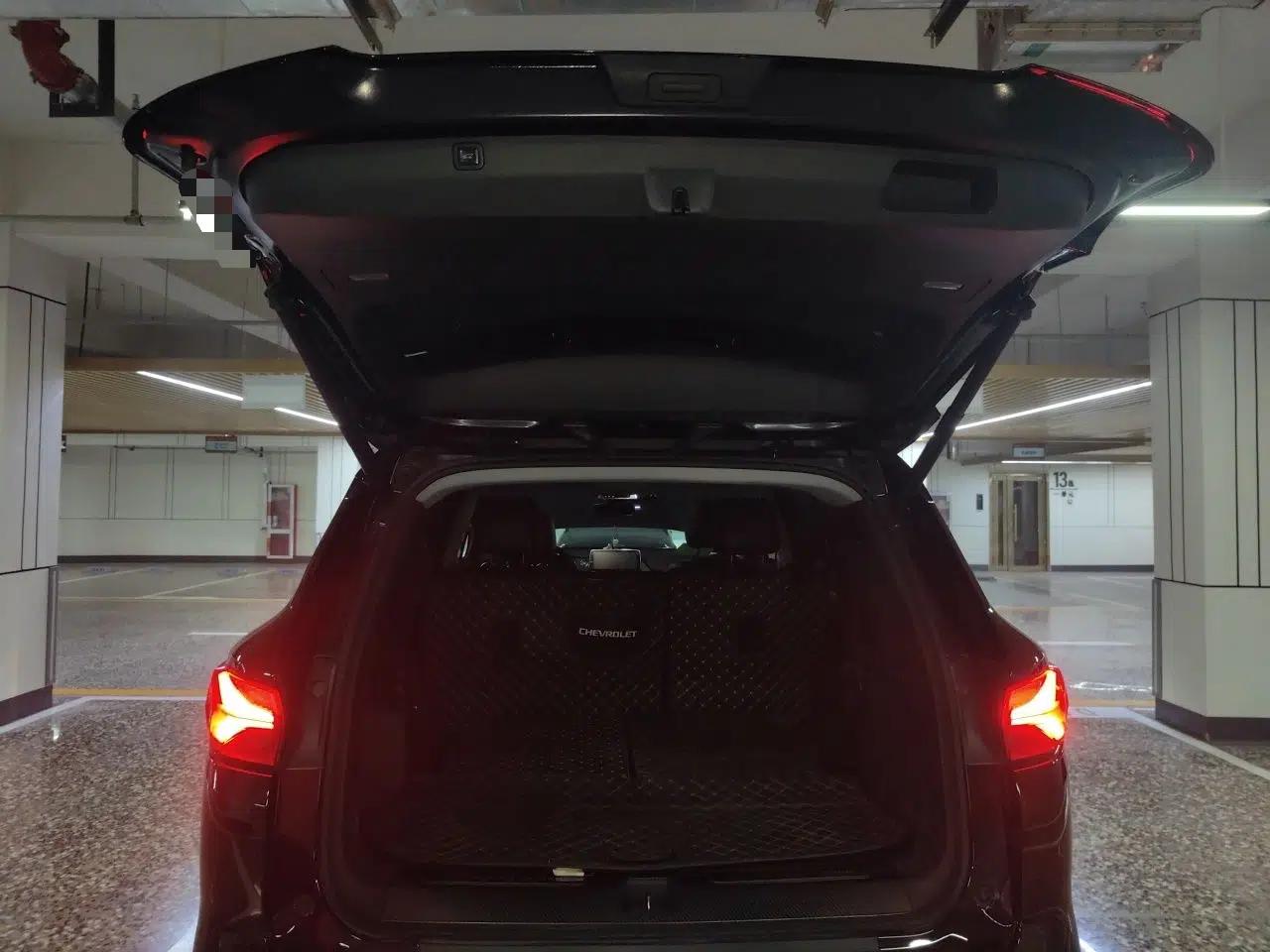 Chevrolet Blazer 2022 Mild Hybrid 650T Redline 7-Seater Thunder Edition — миниатюра 19