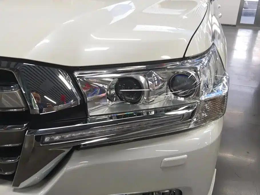 2016 Land Cruiser (Imported) 4.0L Middle East Edition — миниатюра 5