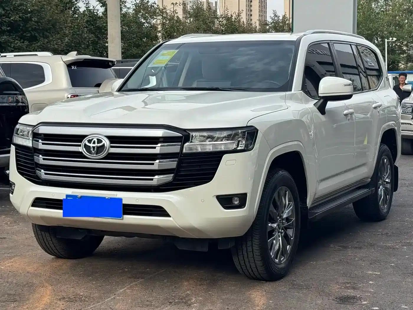 2023 Land Cruiser (Imported) 3.5T Automatic — миниатюра 3