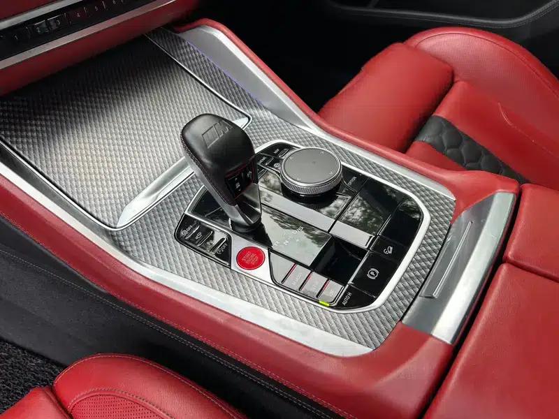 2021 BMW X6 M — миниатюра 10