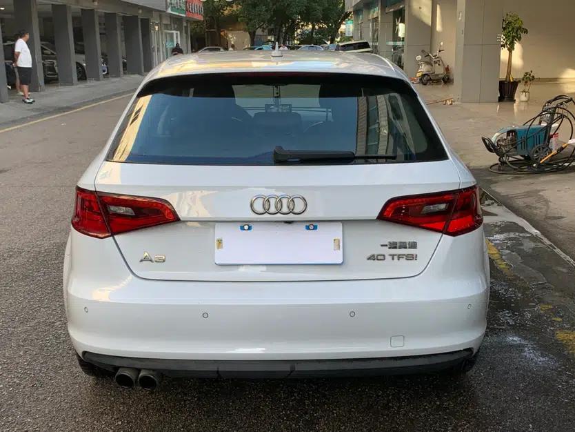 Audi A3 2015 Sportback 40 TFSI Automatic Comfort Model — миниатюра 5