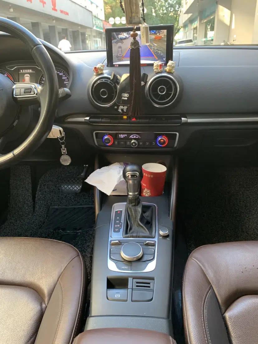 Audi A3 2015 Sportback 40 TFSI Automatic Comfort Model — миниатюра 9