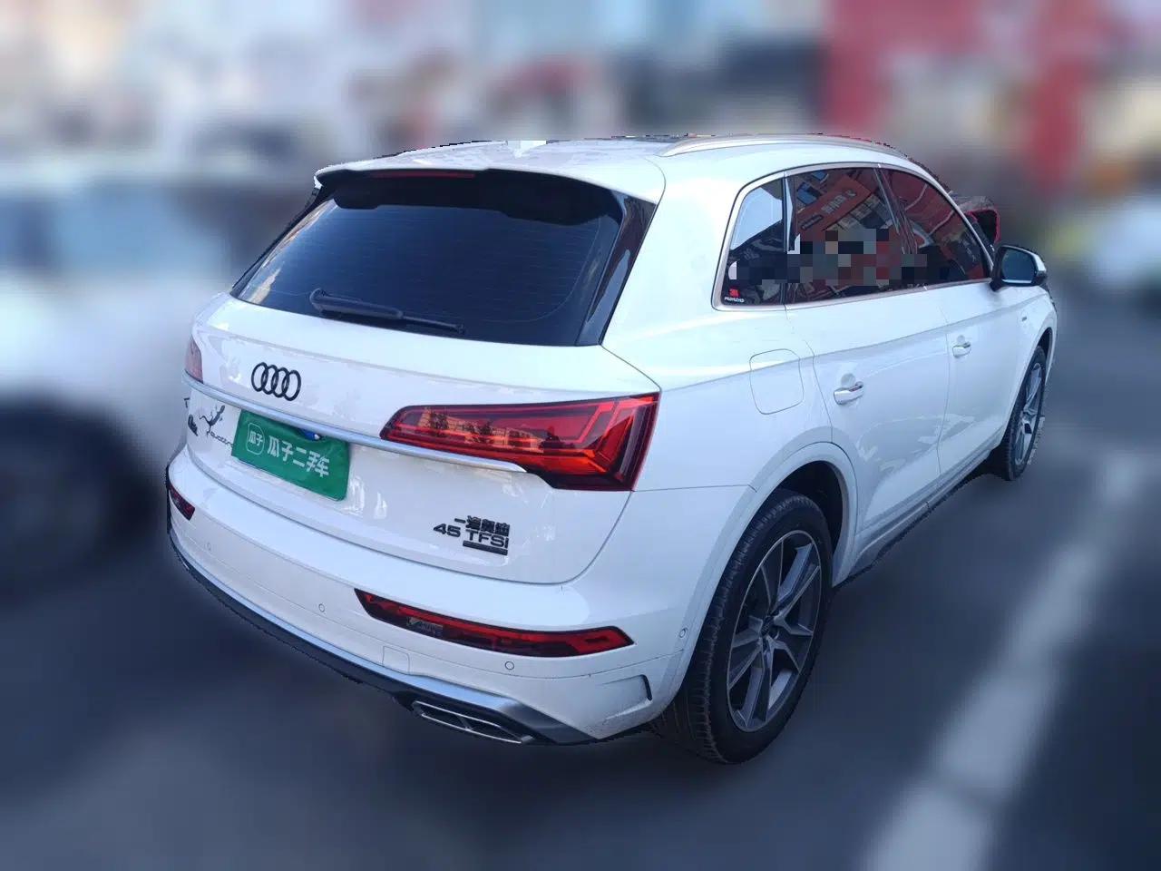 Audi Q5L 2022 Updated 45T Luxury Dynamic Version — миниатюра 6