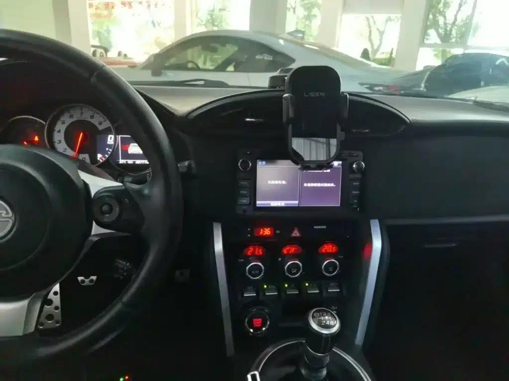 Toyota 86 2017 2.0L Manual Deluxe — миниатюра 13