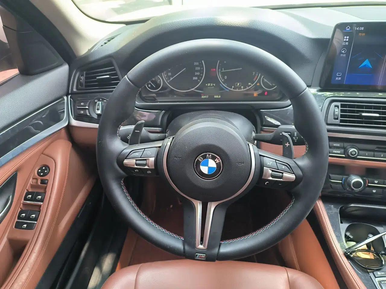 BMW 5 Series 2014 520i Elegant Edition — миниатюра 10