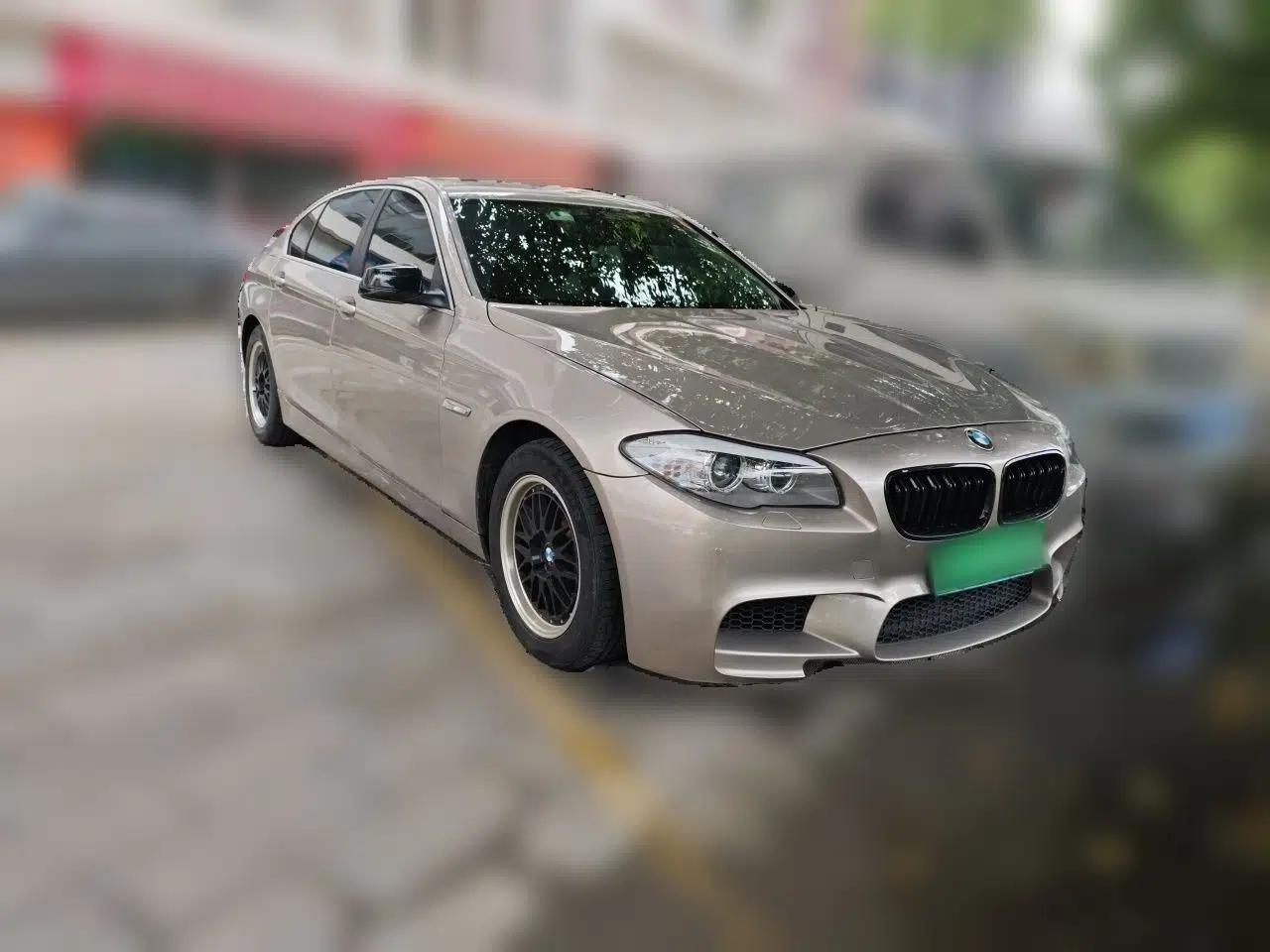 BMW 5 Series 2012 520Li Elegant Edition — миниатюра 3