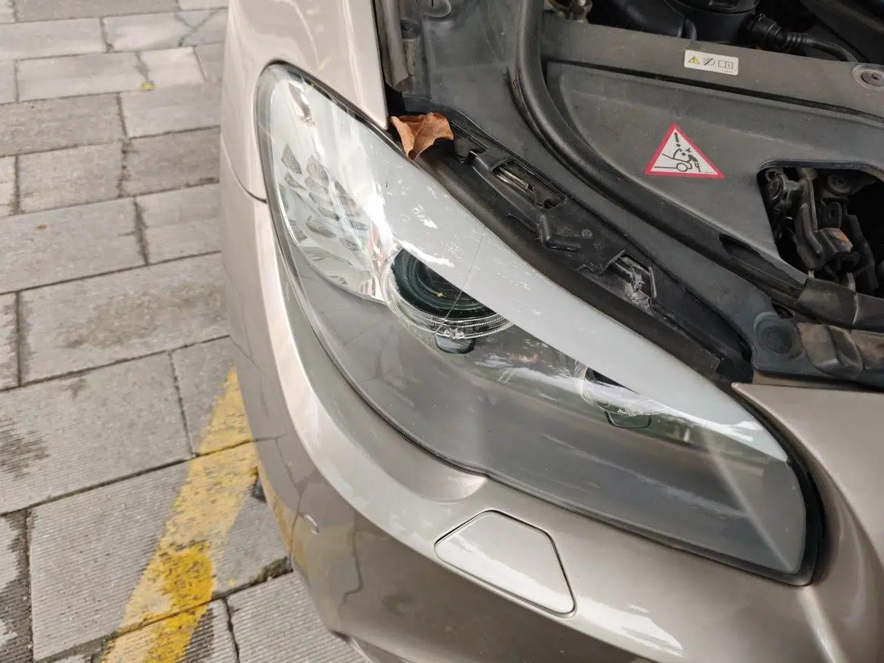 BMW 5 Series 2012 520Li Elegant Edition — миниатюра 7