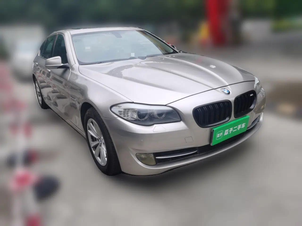 BMW 5 Series 2013 520Li Elegant Edition — миниатюра 3